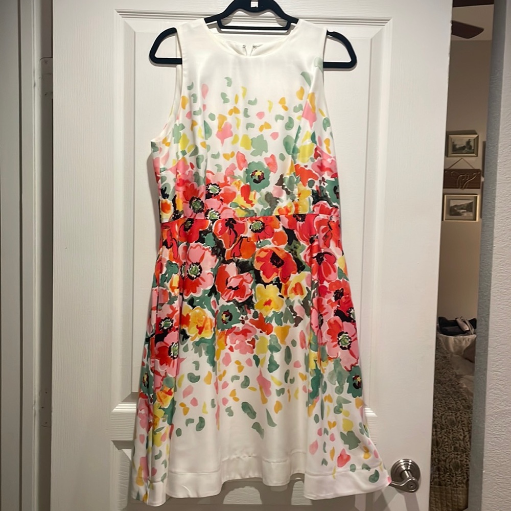 Donna Morgan Floral White Dress